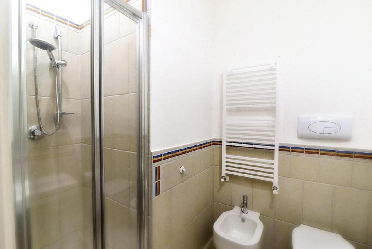 Santi E Saraceni Rooms Salerno Dış mekan fotoğraf