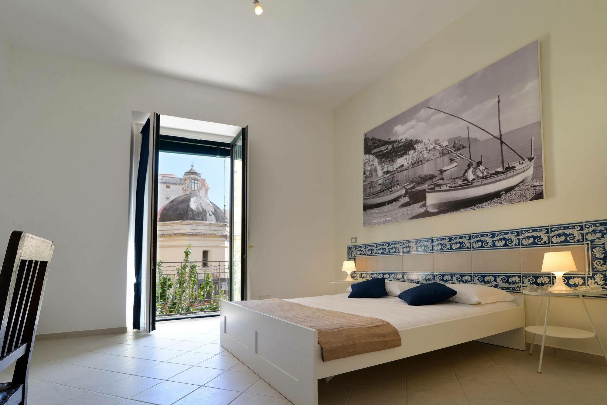 Santi E Saraceni Rooms Salerno Dış mekan fotoğraf