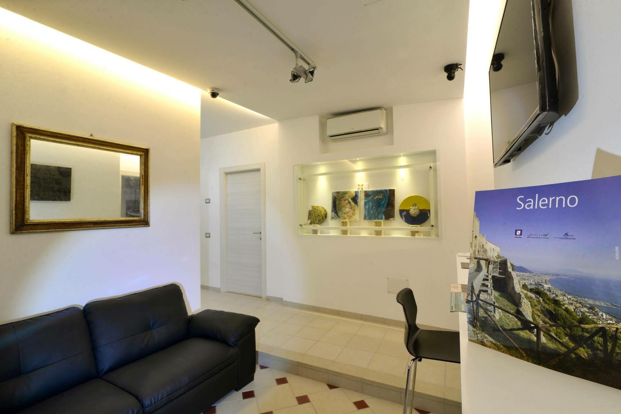 Santi E Saraceni Rooms Salerno Dış mekan fotoğraf